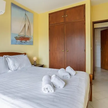Apartment Centralgarve - House Feliz Quarteira
